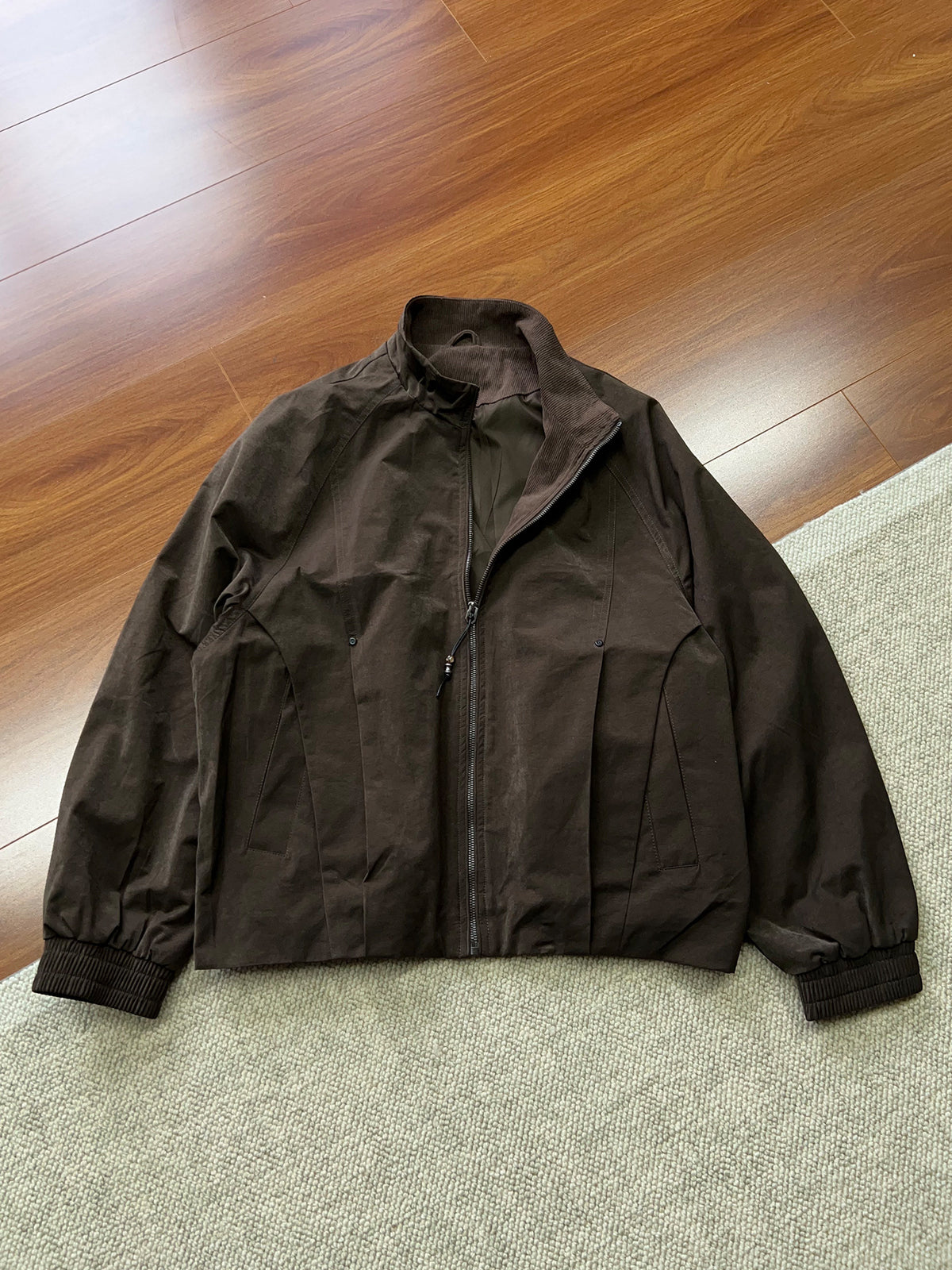 Chaqueta casual de estilo minimalista